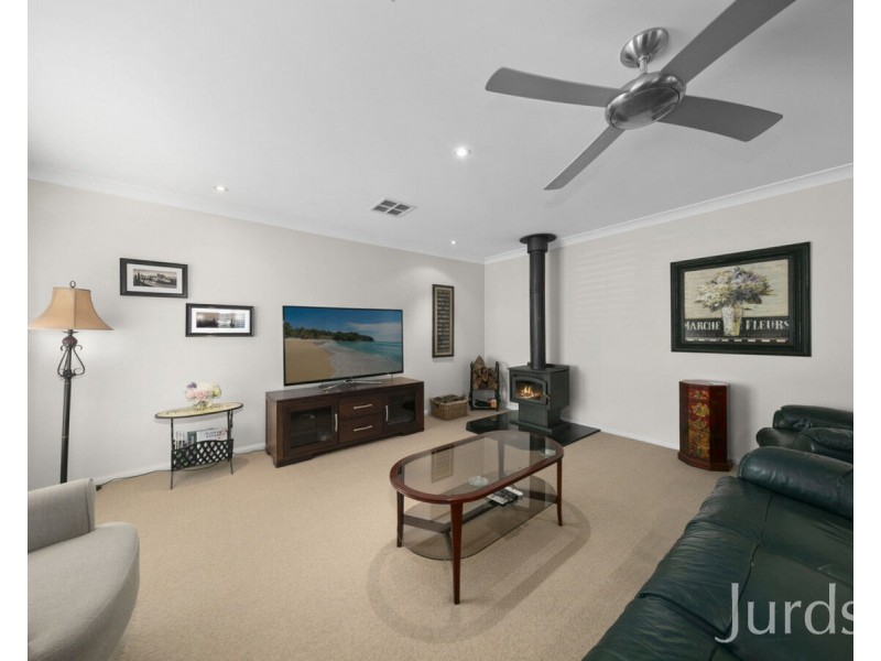 18 Tallowood Drive, Nulkaba NSW 2325