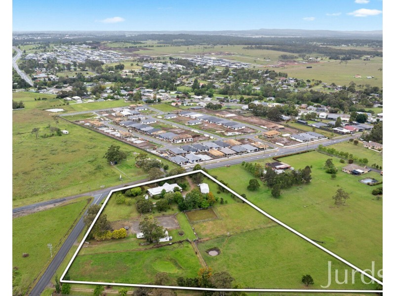 49 Windermere Road, Lochinvar NSW 2321