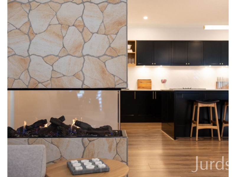 11 Tooze Circuit, North Rothbury NSW 2335