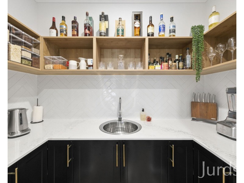 11 Tooze Circuit, North Rothbury NSW 2335