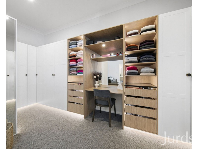 11 Tooze Circuit, North Rothbury NSW 2335