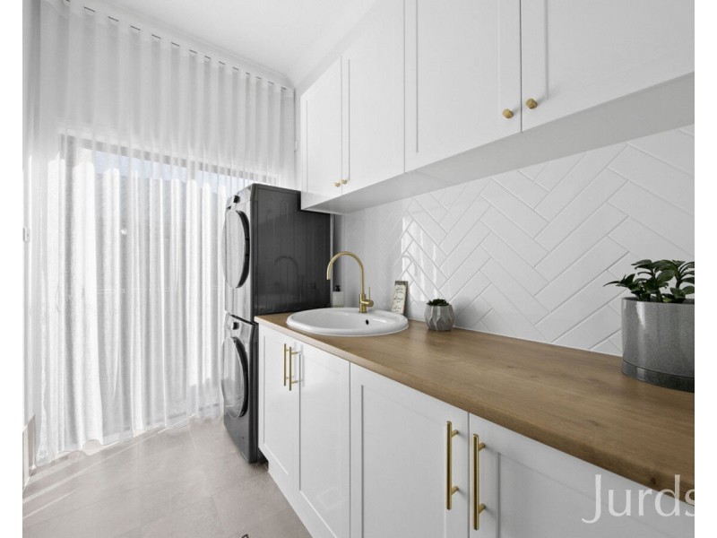 11 Tooze Circuit, North Rothbury NSW 2335