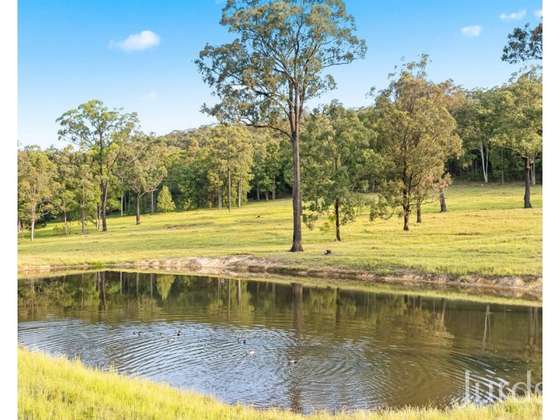 370 Lake Road, Elrington NSW 2325