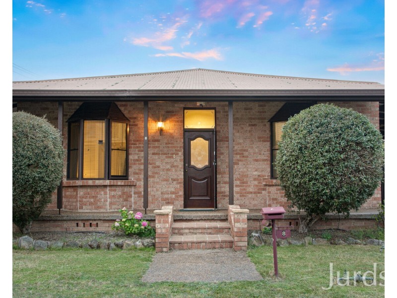 8 Daniel Street, Cessnock NSW 2325