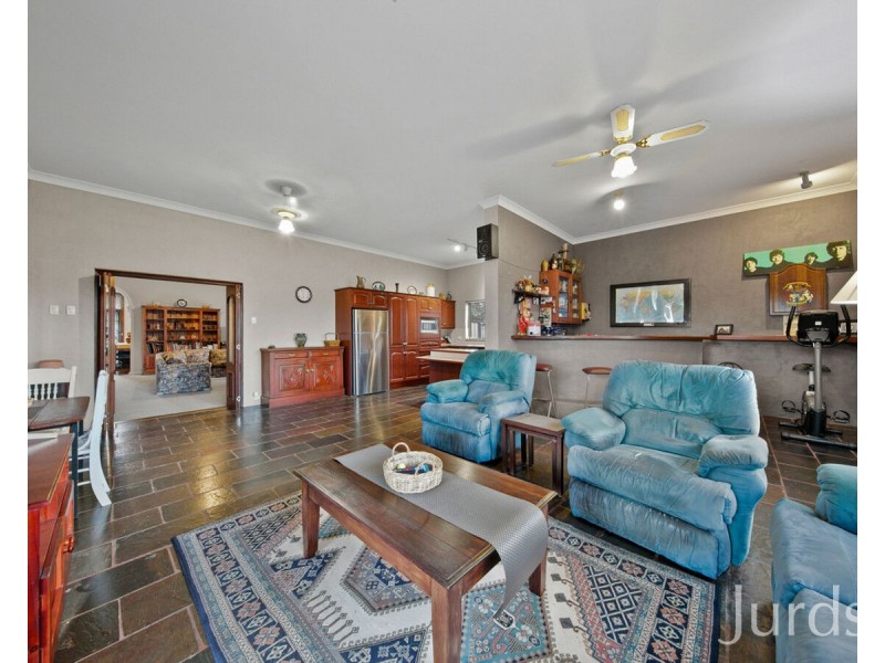 8 Daniel Street, Cessnock NSW 2325