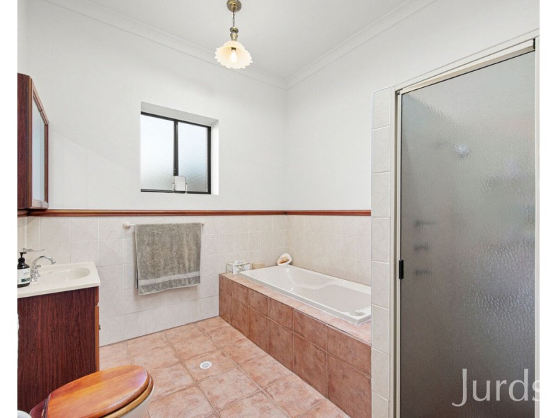 8 Daniel Street, Cessnock NSW 2325