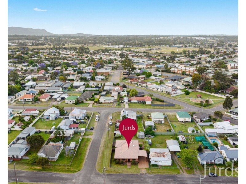 8 Daniel Street, Cessnock NSW 2325