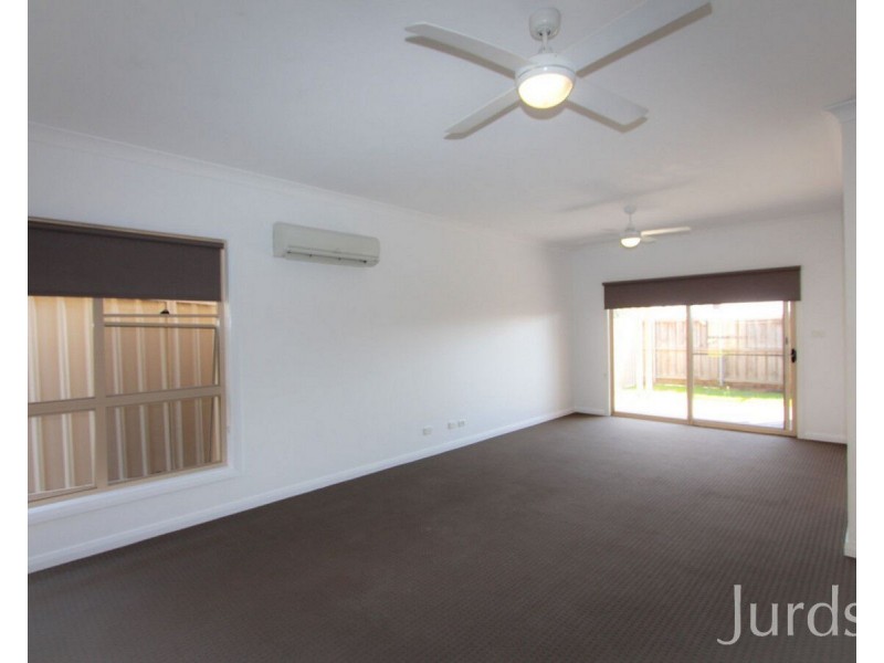 2/18 Dowlan Lane, Cessnock NSW 2325