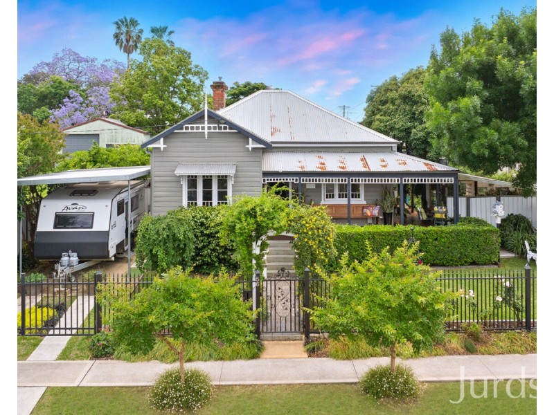56 Hall Street, Cessnock NSW 2325