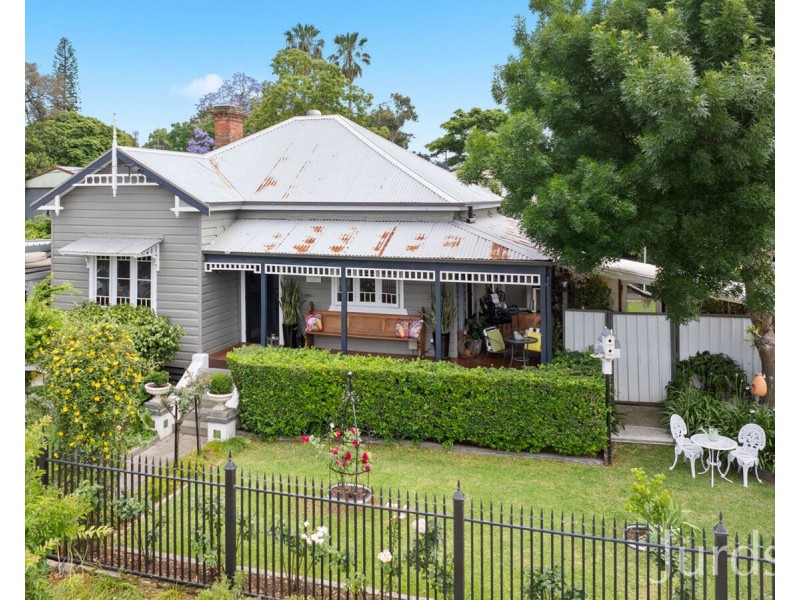 56 Hall Street, Cessnock NSW 2325
