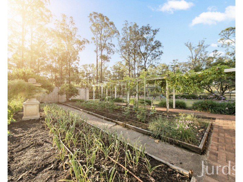 5 Green Lane, Lovedale NSW 2325