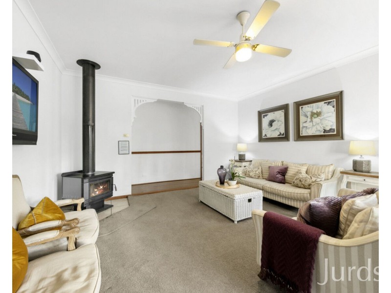 5 Green Lane, Lovedale NSW 2325