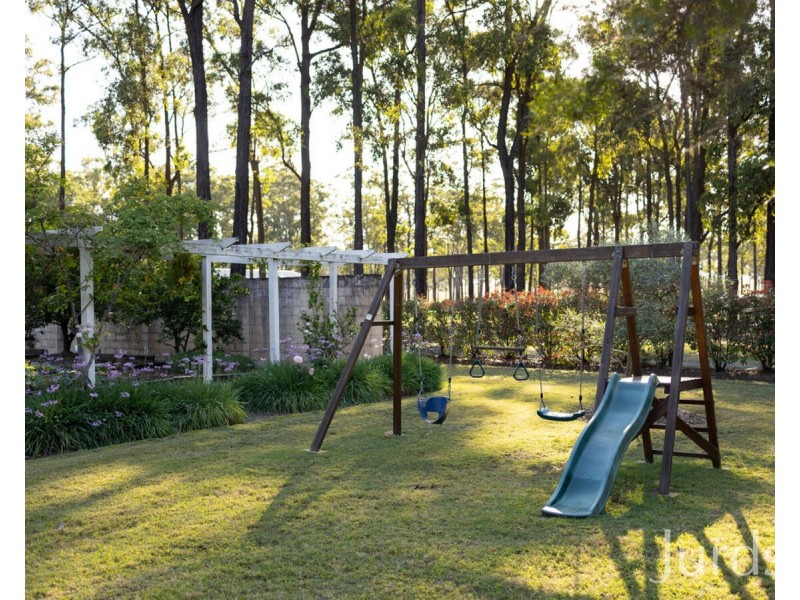 5 Green Lane, Lovedale NSW 2325