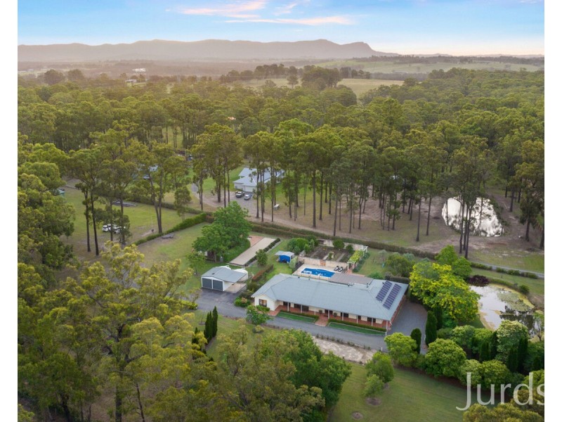 5 Green Lane, Lovedale NSW 2325