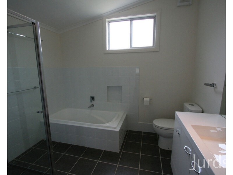 50 Hall Street, Cessnock NSW 2325