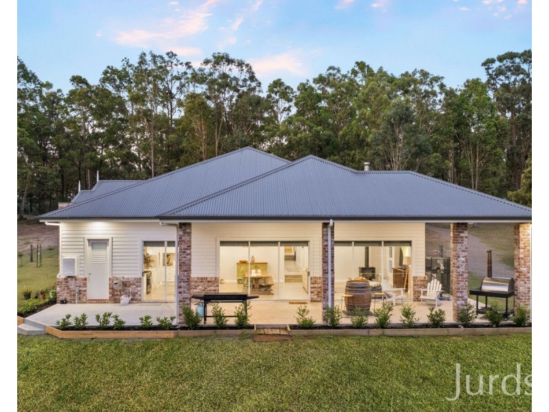 1564 Wine Country Drive, North Rothbury NSW 2335