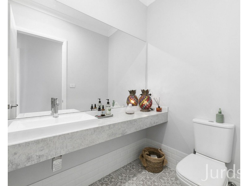 1564 Wine Country Drive, North Rothbury NSW 2335