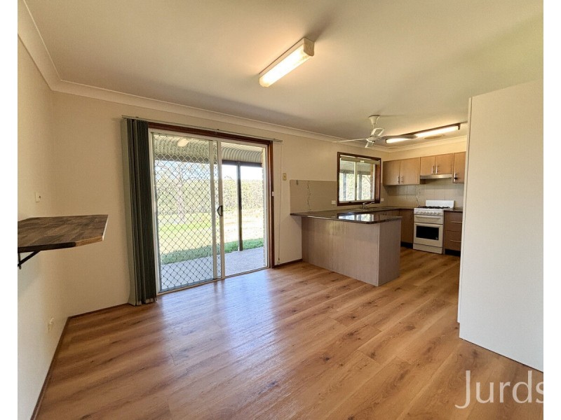 93 Lindsay Road, North Rothbury NSW 2335
