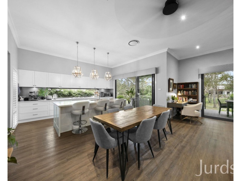 11 Turpentine Close, Pokolbin NSW 2320
