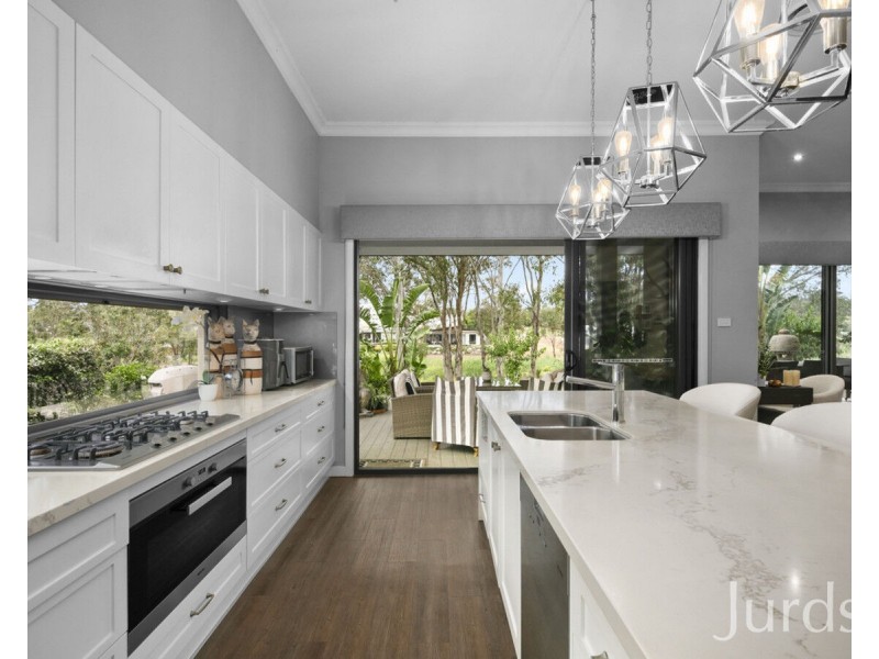 11 Turpentine Close, Pokolbin NSW 2320