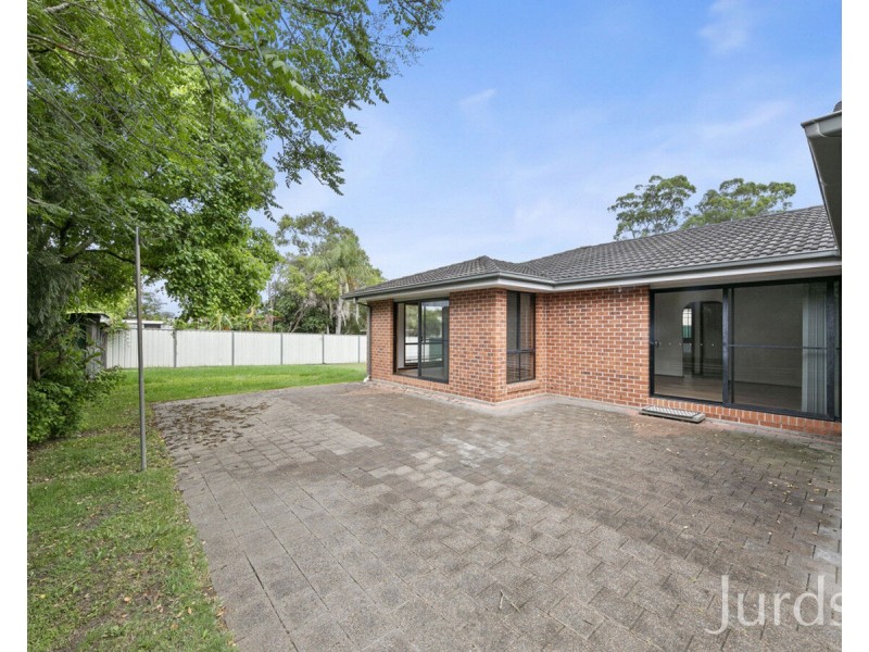 8 Mitchell Street, North Rothbury NSW 2335