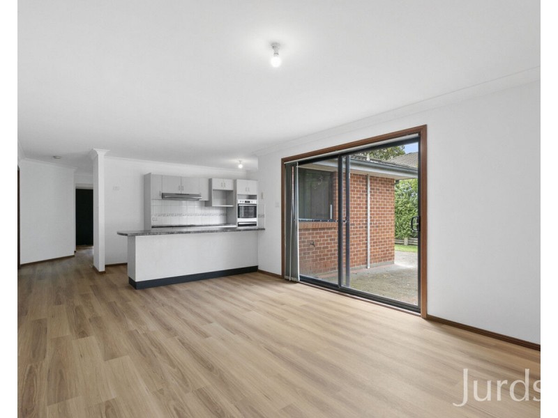 8 Mitchell Street, North Rothbury NSW 2335