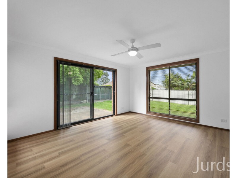 8 Mitchell Street, North Rothbury NSW 2335