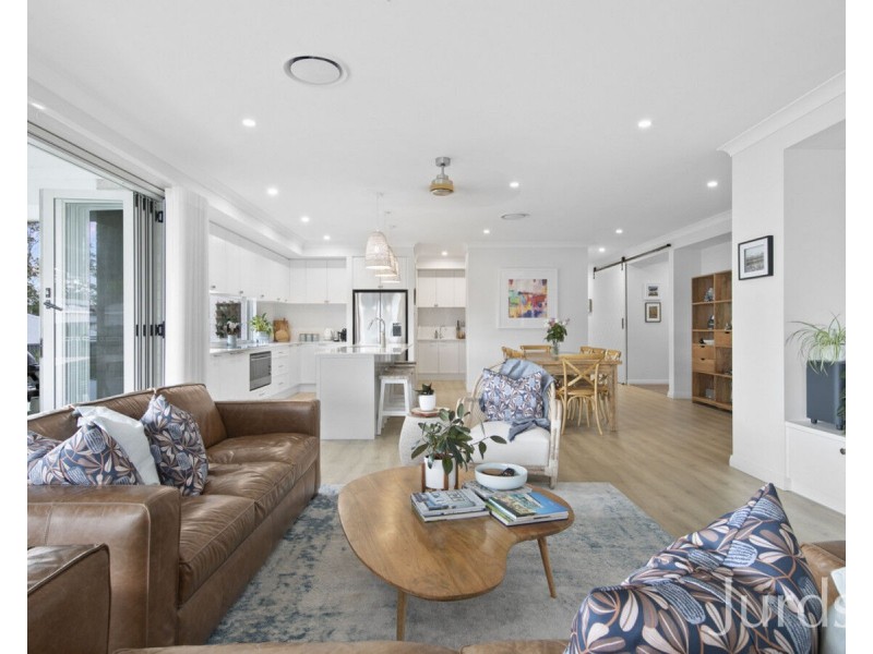 33 Beaufort Avenue, Bellbird NSW 2325