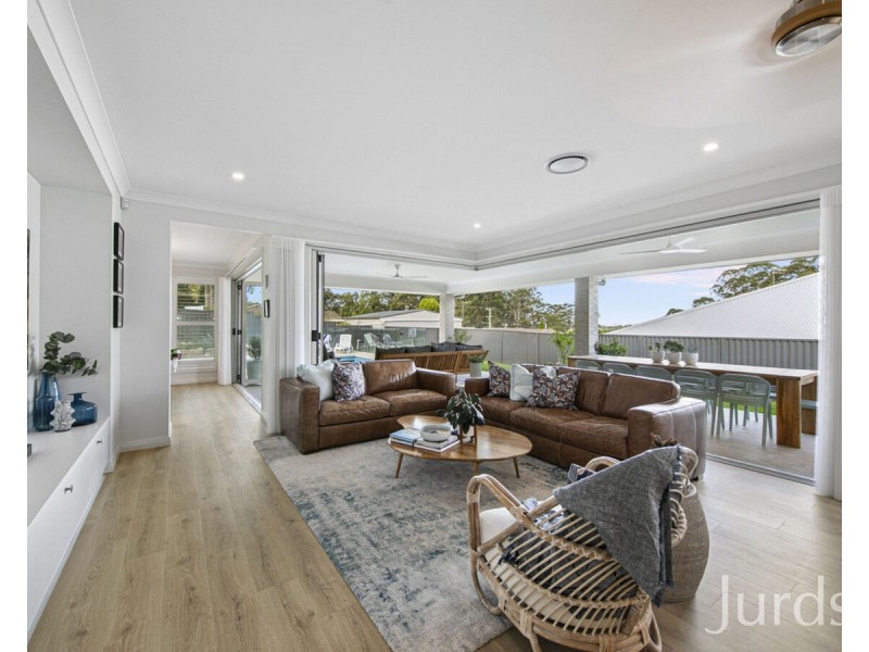 33 Beaufort Avenue, Bellbird NSW 2325