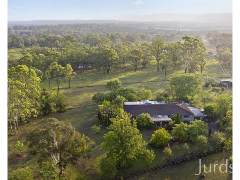 5 Wilderness Road, Lovedale NSW 2325