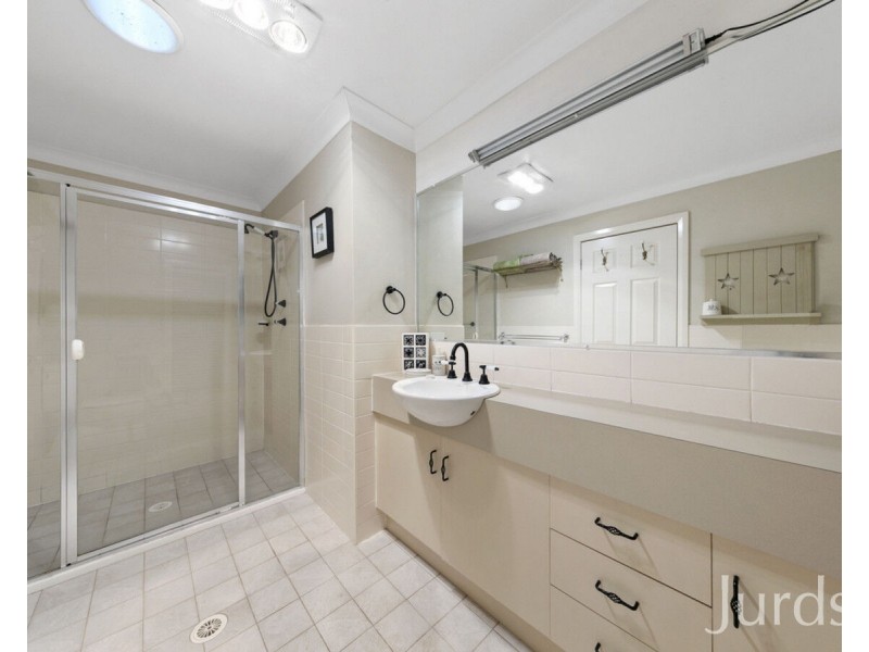 5 Wilderness Road, Lovedale NSW 2325