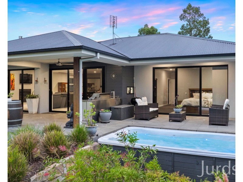 27 Angophora Drive, Pokolbin NSW 2320