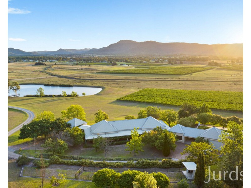 1297 C Broke Road, Broke NSW 2330