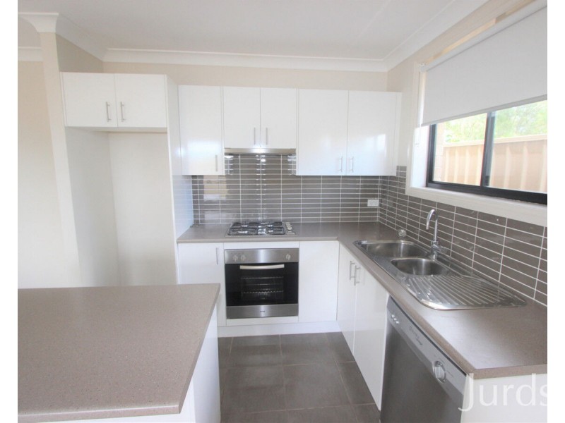 2/9 King Street, Cessnock NSW 2325