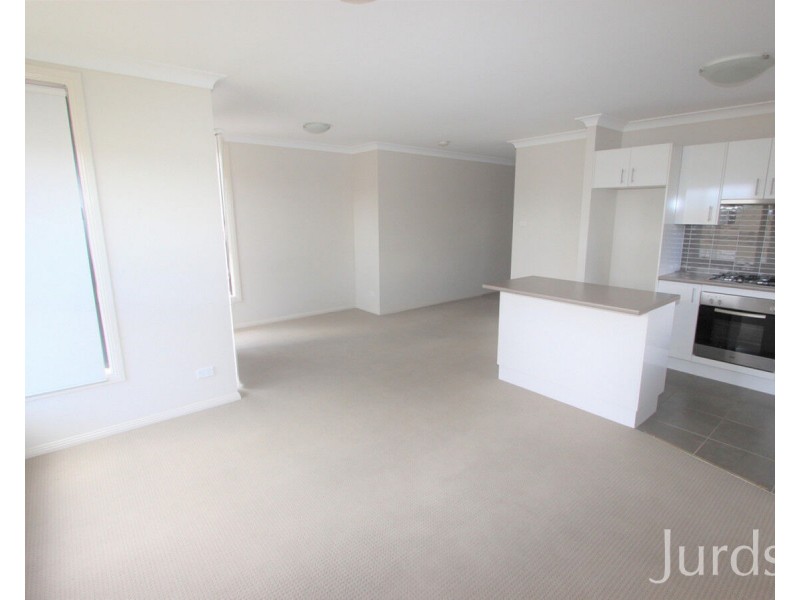 2/9 King Street, Cessnock NSW 2325