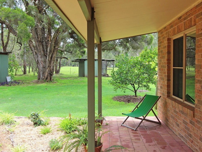 19 Brickmans Lane, Lovedale NSW 2325