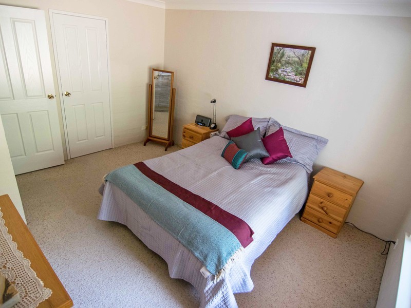 19 Brickmans Lane, Lovedale NSW 2325