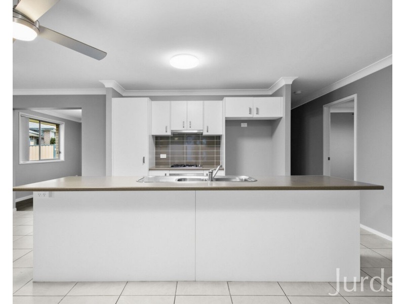 9 Muscat Place, Cessnock NSW 2325