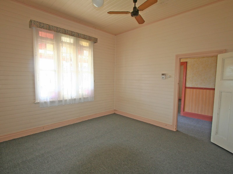 19 Edgeworth Street, Cessnock NSW 2325