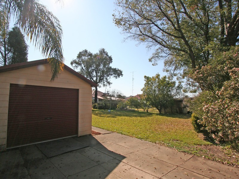 19 Edgeworth Street, Cessnock NSW 2325