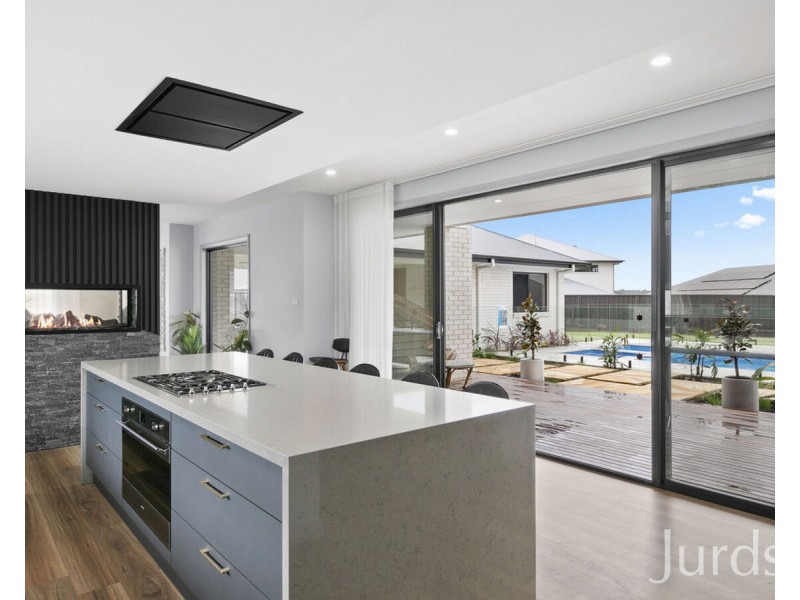 8 Coolalta Drive, Nulkaba NSW 2325