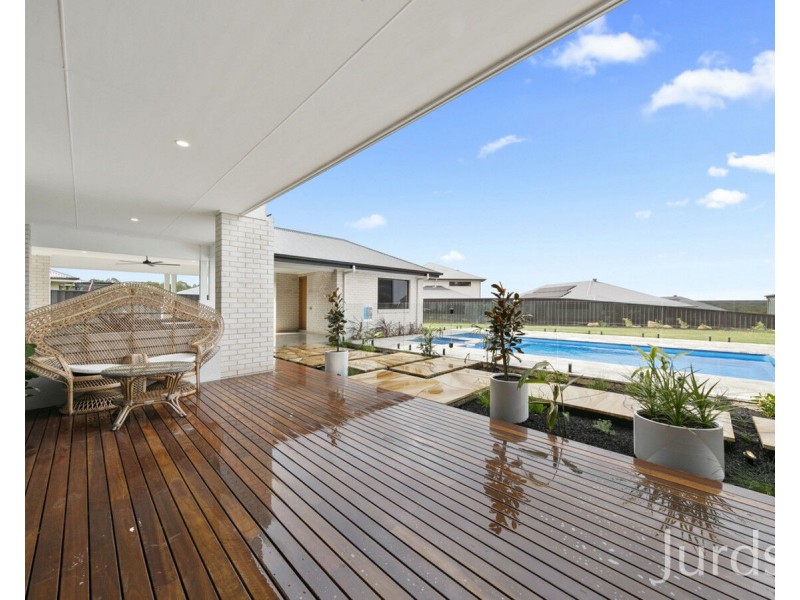 8 Coolalta Drive, Nulkaba NSW 2325