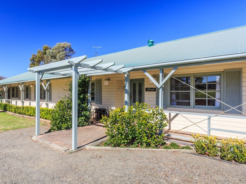 859 Sandy Creek Road, Quorrobolong NSW 2325