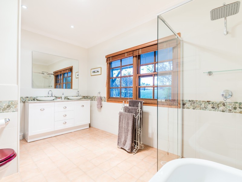 859 Sandy Creek Road, Quorrobolong NSW 2325