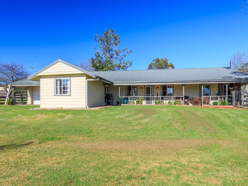 859 Sandy Creek Road, Quorrobolong NSW 2325