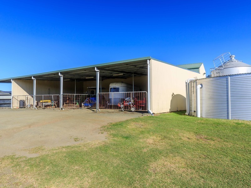 859 Sandy Creek Road, Quorrobolong NSW 2325