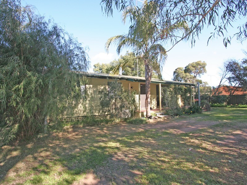 17 Howe Street, Broke NSW 2330