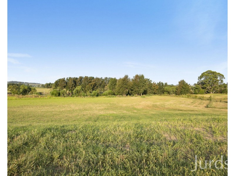 39 Cullami Street, Anambah NSW 2320