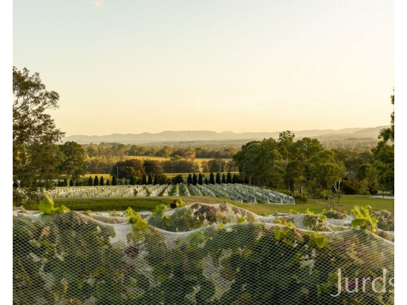 300 Talga Road, Lovedale NSW 2325