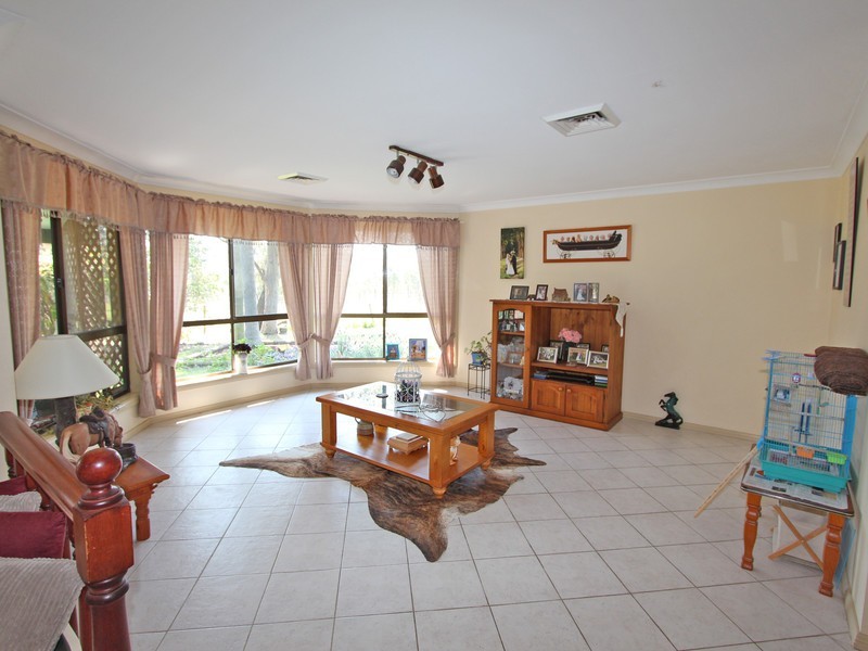 402 McMullins Road, Branxton NSW 2335